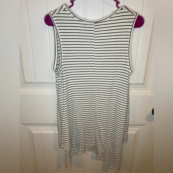 Apt 9 black and white striped tunic - Picture 7 of 7